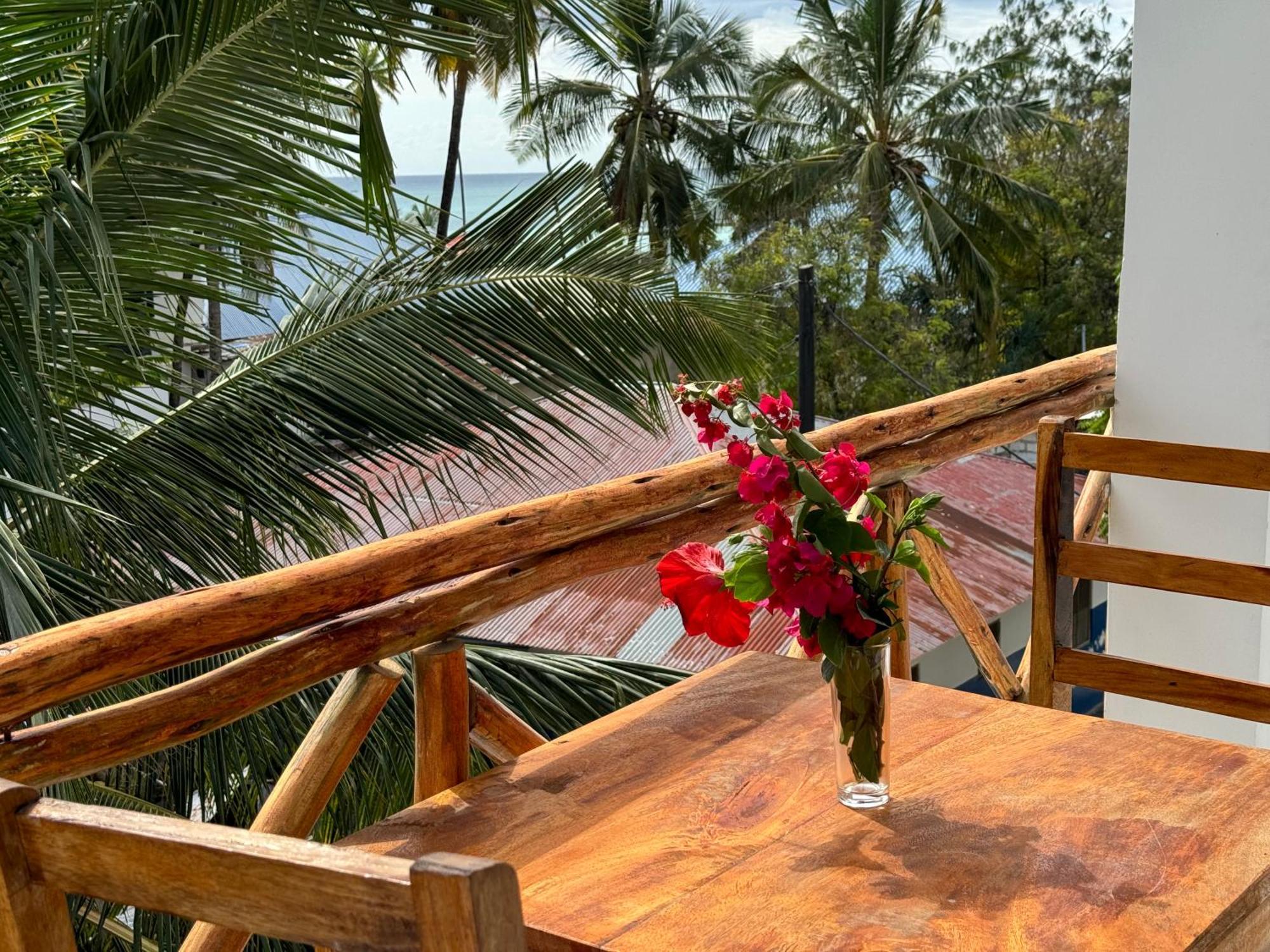 Rafiki Hotel Nungwi Beach Екстер'єр фото
