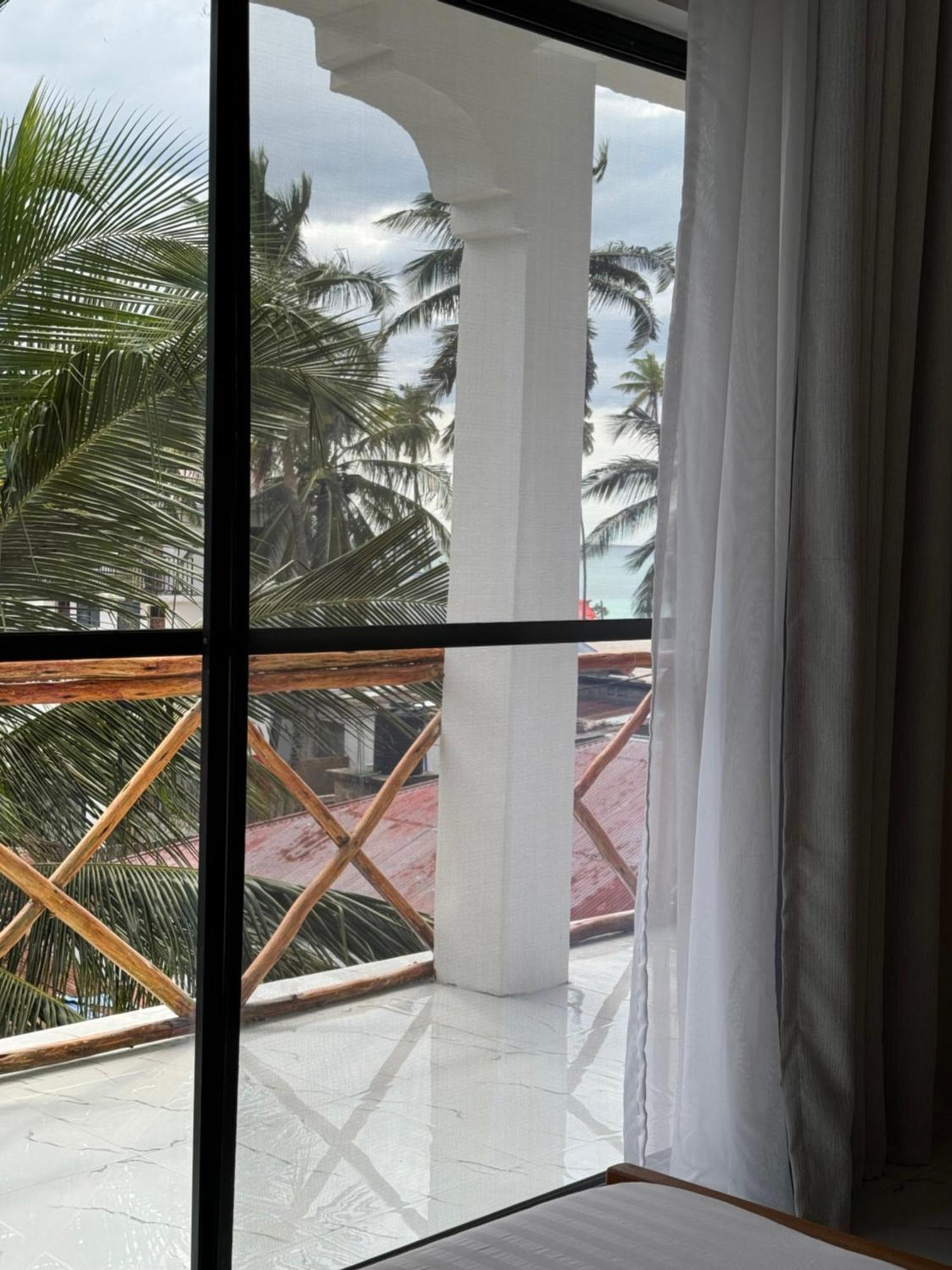 Rafiki Hotel Nungwi Beach Екстер'єр фото