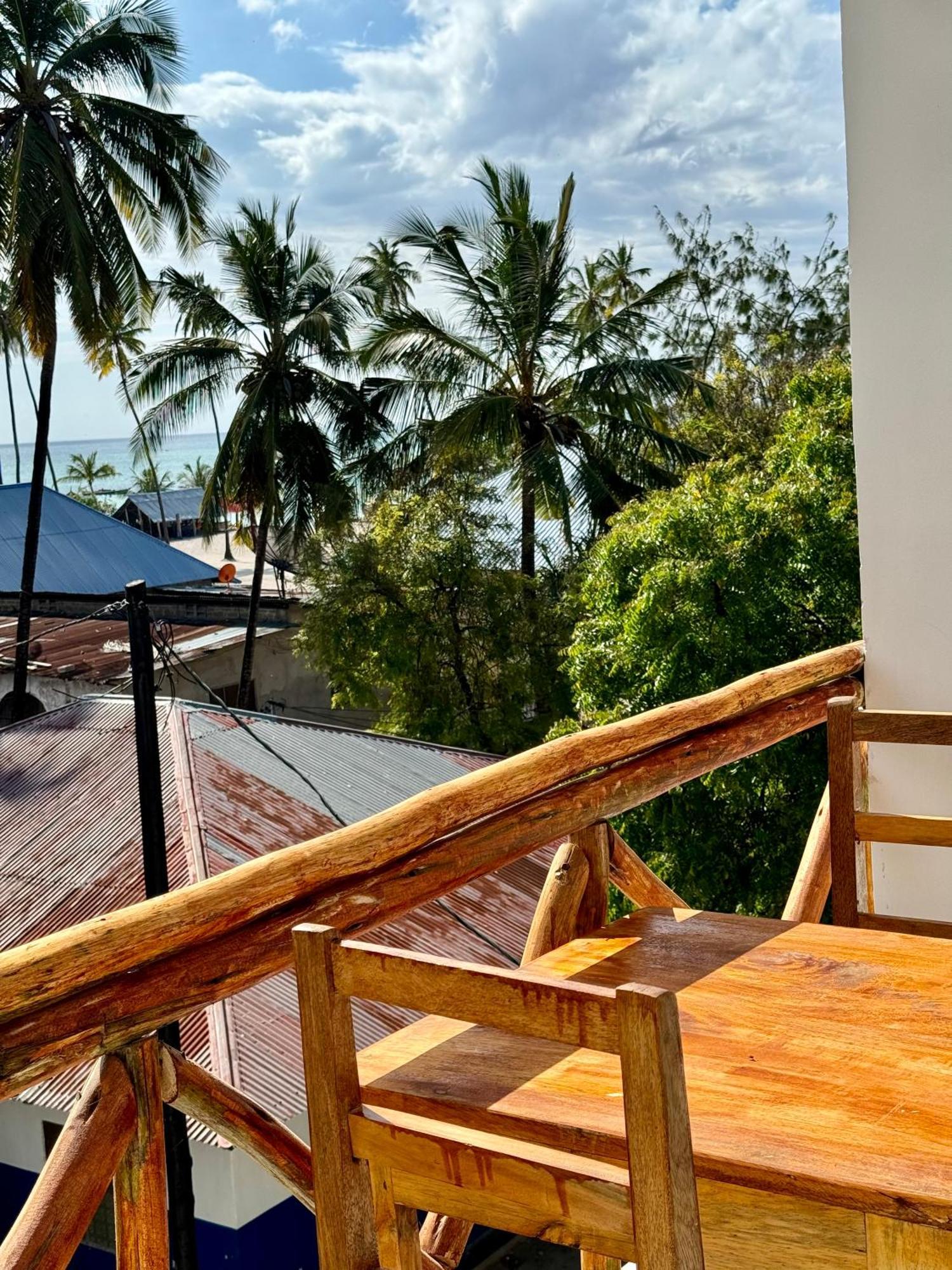 Rafiki Hotel Nungwi Beach Екстер'єр фото