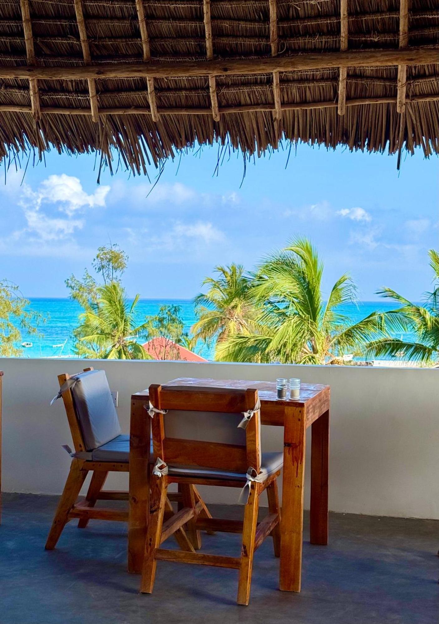 Rafiki Hotel Nungwi Beach Екстер'єр фото